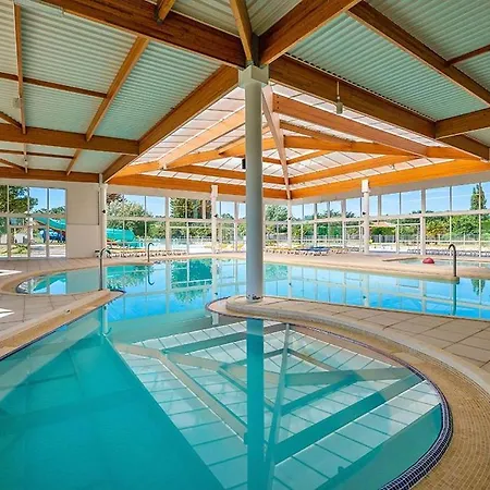 Camping Les Amiaux - Maeva 4*